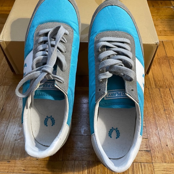 Fred Perry Sneakers - Picture 1 of 4